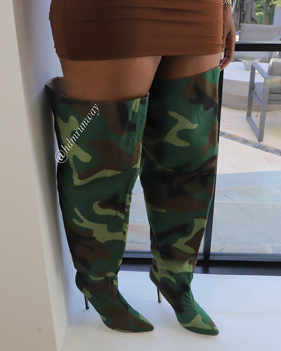 Camo Flaunt Thigh High Boots